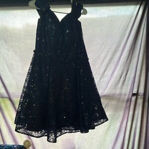 Clarisee Homecoming Dress Size 14. Originally paid $250, worn a few times.